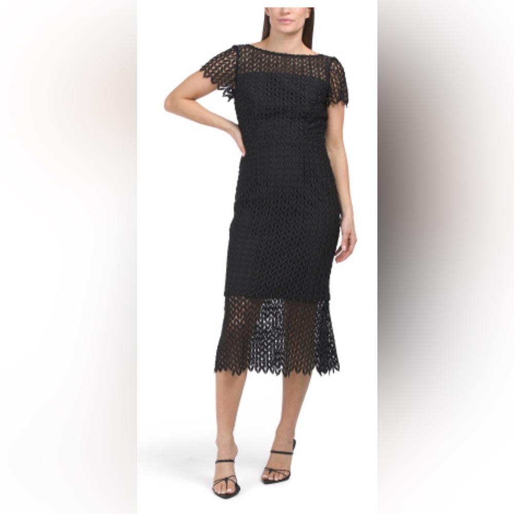 KAY UNGER
Tatum Lace Detail Midi
Dress
Black | 6